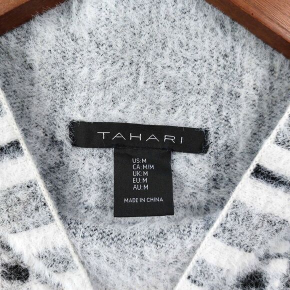 Tahari Sweater Womens Sz M White Gray Plaid Eyelash Knit Mock Neck Pullover Soft - Picture 8 of 8